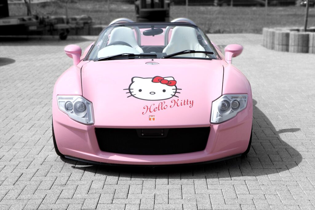 hello kitty car